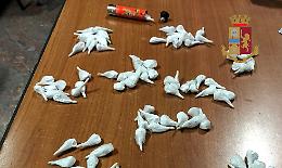 Droga nascosta nell'accendino, 37enne in manette VIDEO