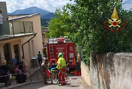 Incidente L'Aquila, auto piomba in giardino asilo: morto un bimbo