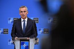 Svezia e Finlandia verso la Nato, consegnata domanda di adesione