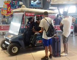 “Stazioni sicure": 1.280 identificati, 2 arrestati, 9 denunciati nei controlli del weekend