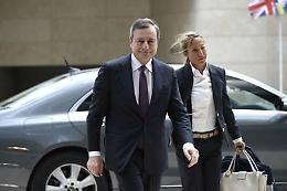 Ipotesi taglio tassi, Trump contro Draghi