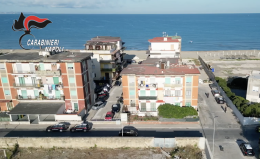 Spaccio di droga a Licola con parole in codice, 11 arresti