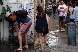 Blackout per sovraccarico, Napoli non regge al caldo e resta al buio