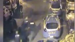 Agente travolto a piazza Bellini, fuga finita per l'investitore