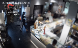 A 16 anni rapina un bar, bloccato con 3mila euro di gratta e vinci