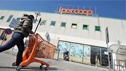 Afragola e Avellino, Natale con i licenziamenti per 117 dipendenti all'Ipercoop