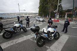 Napoli, stretta sulla movida della polizia locale