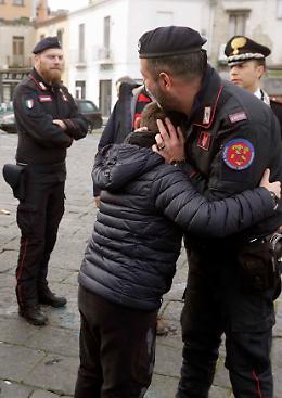 Falò di Sant'Antonio, pace fatta tra carabinieri e ragazzini