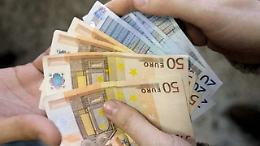 Usura, tassi fino al 120%: 4 arrestati nel Napoletano