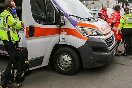 Motor Bike, auto finisce sugli spettatori: dieci feriti