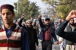 Iran-Pakistan, l'escalation fa paura: i timori della comunità internazionale