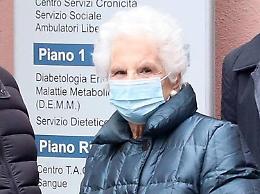 Covid, Segre minacciata sui social dopo vaccino: Procura indaga