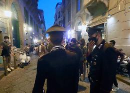 Avances alla fidanzatina, 14enne aggredito e ferito da un coetaneo