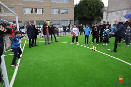 Inaugurato un campetto di calcio al rione Amicizia