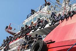 "Favorisce immigrazione illegale", sequestrata nave Ong