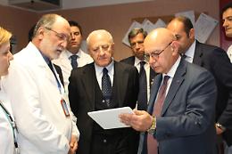 De Luca al Pineta Grande Hospital: «Supporteremo il progetto di ampliamento»