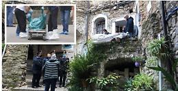 Tragedia nella notte, sgozza la moglie e il cane e poi torna a dormire