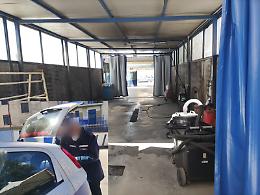 Scoperto autolavaggio abusivo a Quarto, in corso smantellamento