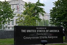 Ucraina, riapre ambasciata Usa a Kiev. Russia espelle 24 diplomatici italiani