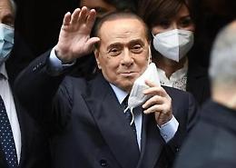 Berlusconi dimesso dall’ospedale dopo 45 giorni