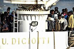 Nave Diciotti sbarcherà a Pozzallo