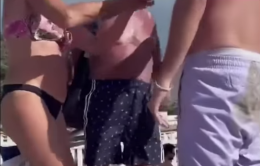 Capo Miseno, allontanate dalla spiaggia perché lesbische