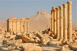 L'Isis decapita <br>il capo dei tesori <br>di Palmira