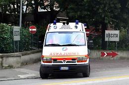 Dimenticato in auto dal padre, muore bimbo di 2 anni