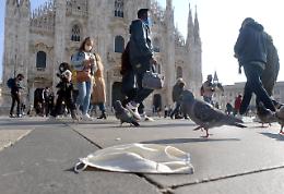 Covid, Lombardia a governo: «“Coprifuoco" dalle 23 alle 5»