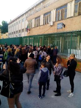 Previsti per domani i controlli dei pediatri alla scuola Bonghi 