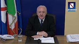 De Luca: «Faremo manifestazione a difesa della scuola pubblica»