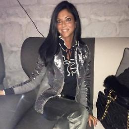 Suicida dopo video hot, la madre di Tiziana pubblica foto dell’ex