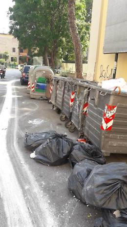 Abbandono selvaggio dei rifiuti, controlli ai Quartieri 