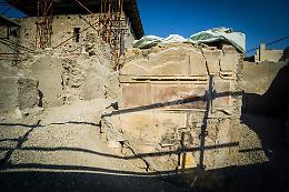 Pompei, affreschi e reperti: nuove scoperte per la Casa di Giove