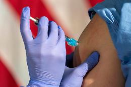 Covid: vendevano fantomatici vaccini online. Oscurati 14 siti web