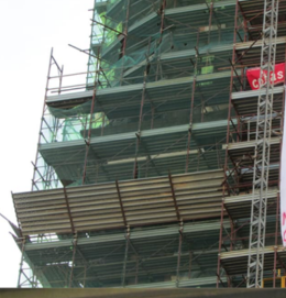 Licenziati Fca sul campanile del Carmine contro il reddito di cittadinanza