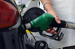 Benzina e diesel, prezzi alla pompa ancora in aumento oggi