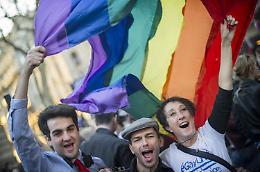 “Retorica anti-Lgbt": Parlamento europeo condanna Italia, Polonia e Ungheria