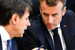 Battaglia su piano Merkel-Macron, 4 Paesi contrari
