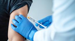 Vaccini Covid, Brusaferro: «Si farà anche la terza dose»