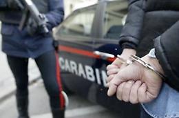 Atti persecutori e diffamazione, arrestato 55enne di Napoli