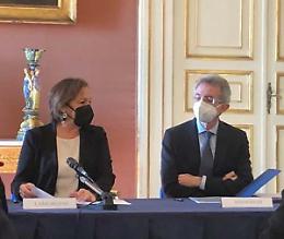 Sicurezza a Napoli, Lamorgese: «In arrivo 70 unità di Polizia entro il mese» Verso lo sblocco la videosorveglianza