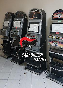 Pozzuoli, centro scommesse abusivo sequestrato: 3 denunciati