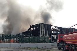 Incendio a Teverola, Arpac: diminuisce concentrazione diossine