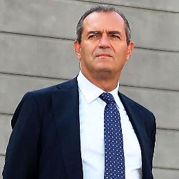 De Magistris (Unione Popolare): “Troppe disparità tra lavoratori dipendenti e autonomi”
