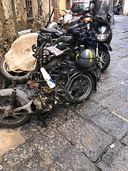 Quartieri Spagnoli, sequestrata officina abusiva: scatta la bonifica