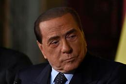Governo, Ucraina: «Berlusconi sotto effetto vodka, Meloni leader vera»