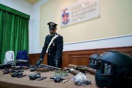 Blitz contro il clan Lo Russo, 43 arresti: sono trafficanti di droga e spacciatori