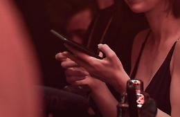 Revenge porn, ricattava vittime sui social: arrestato