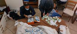 Scoperta raffineria di stupefacenti, sequestrati 7 chili di droga